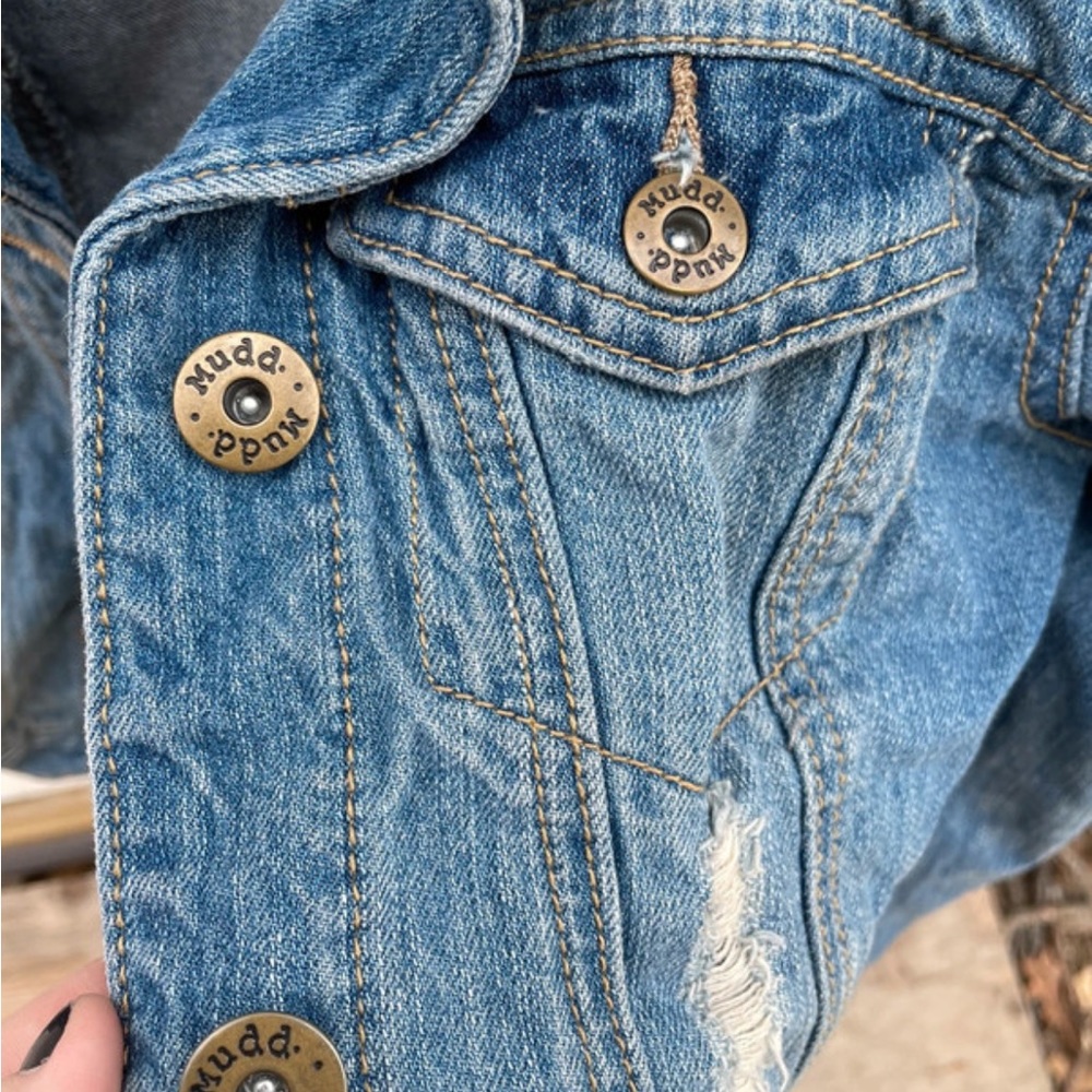 Jean jacket - Picture 3 of 5